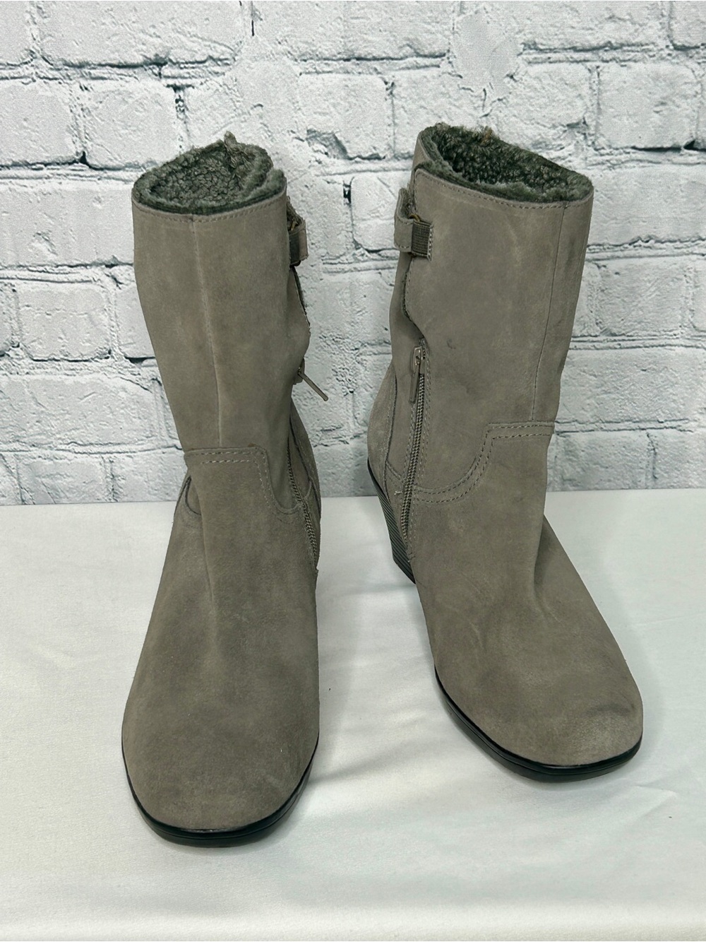 Clarks Grey Suede Mid-Calf Shearling-Lined Boots